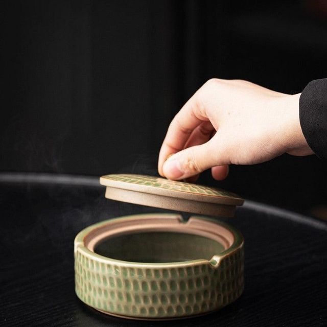 Asbak - RetroVault - Handgemaakt Design - Keramiek met Deksel