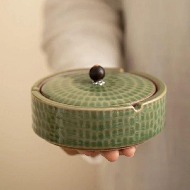 Asbak - RetroVault - Handgemaakt Design - Keramiek met Deksel