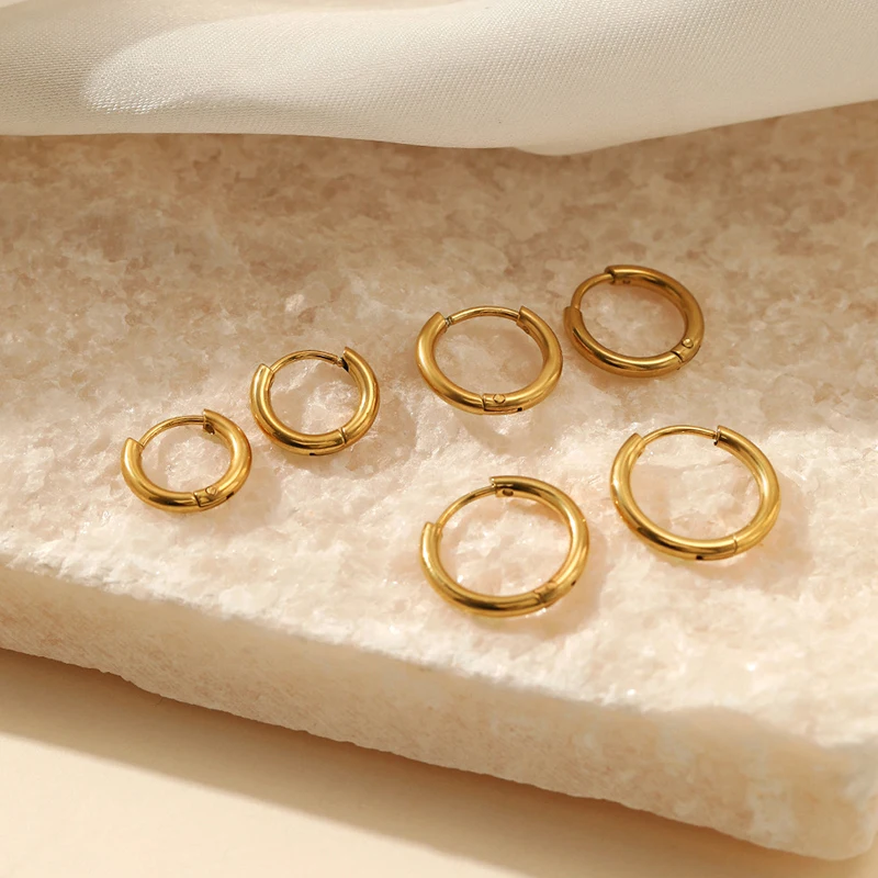 Gouden Hoepel Oorbellen - Auristelle - Elegante Dagelijkse Sieraden - Lichtgewicht Ontwerp