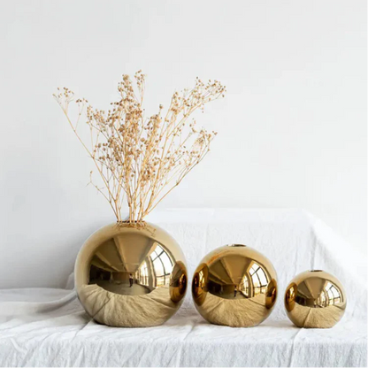 Vaas - LuxeDecor - Gouden Afwerking - Keramisch Design