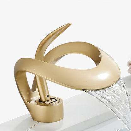 Waterval Kraan - AquaFlow - Stijlvol Ontwerp - Soepele Stroming