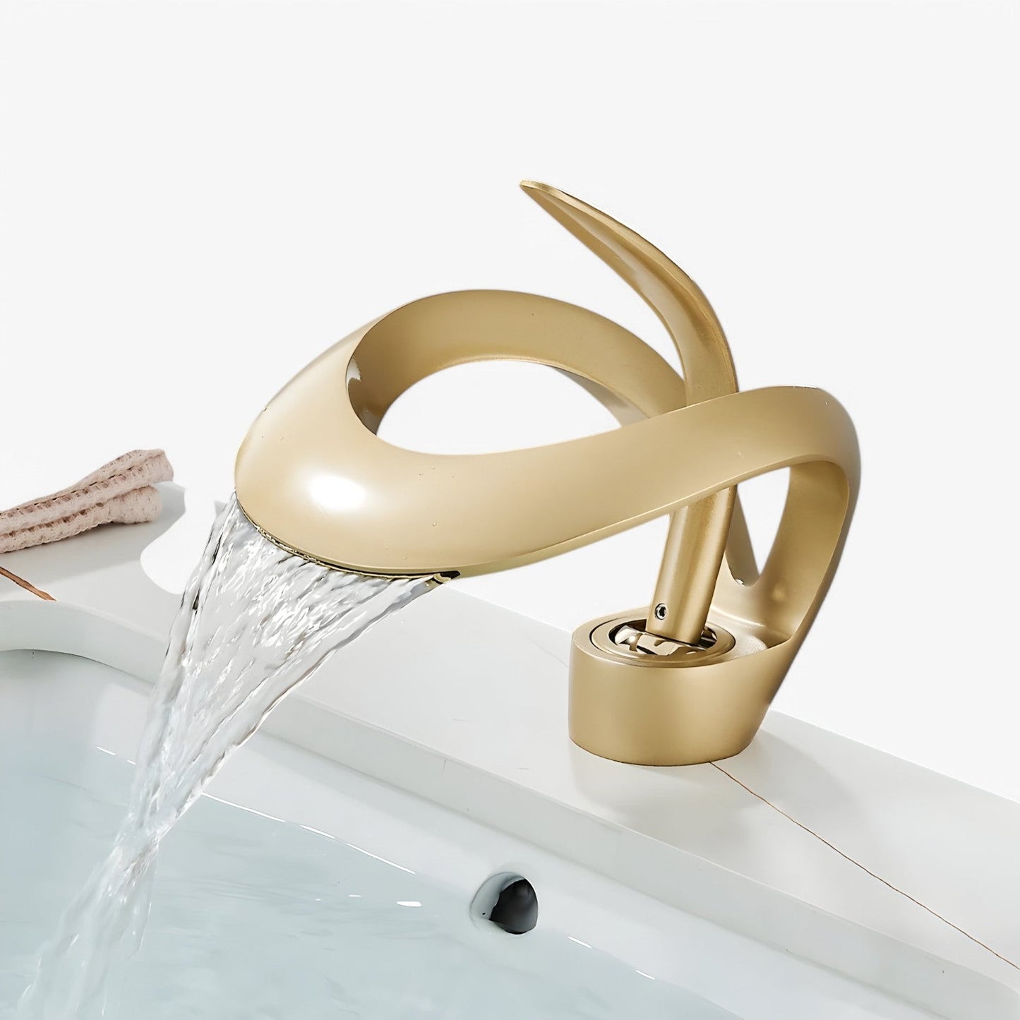 Waterval Kraan - AquaFlow - Stijlvol Ontwerp - Soepele Stroming