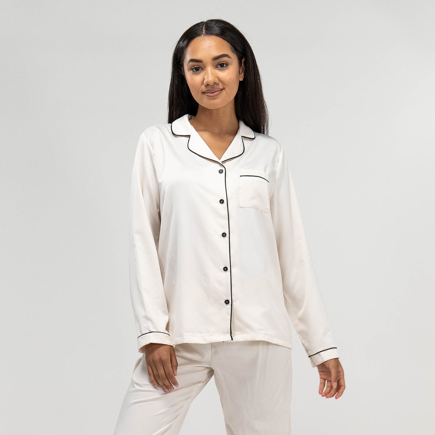 Pyjama Set - LuxeDream - Satijnen Stof - Elegante Comfort