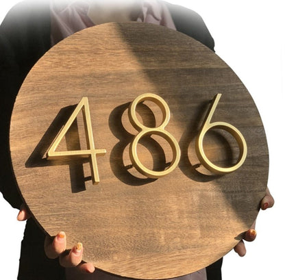 Huisnummers - LuxiNum - Modern Ontwerp - Gouden Afwerking